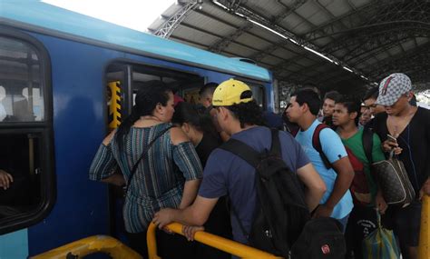 arrimones en el bus|El arrimón, otra forma de encontrar placer .